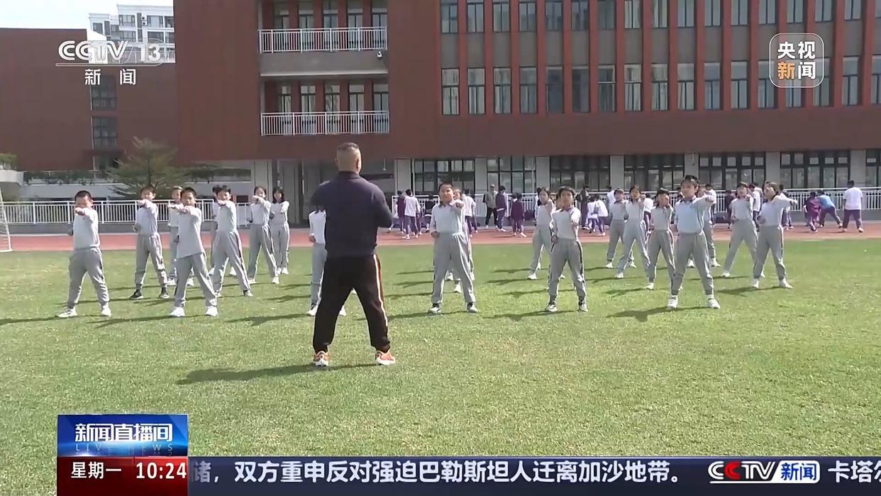 轻而富有潜 轻而富有潜